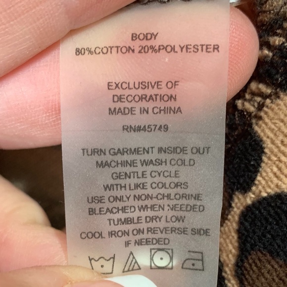 Velour Leopard JoggerJacket - Picture 7 of 8